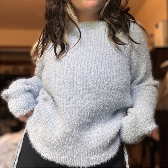 rue21 sinched sides fuzzy baby blue knit sweater preppy schoolgirl extra large - Picture 4 of 5